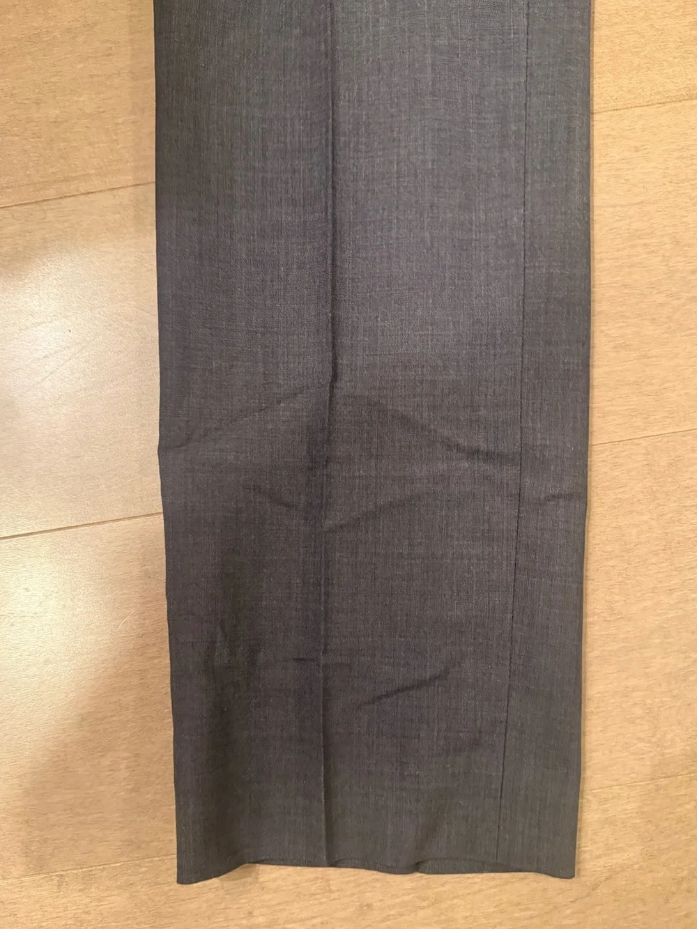 NWT Banana Republic Classic-Fit Men’s Dress Pants in Charcoal Gray